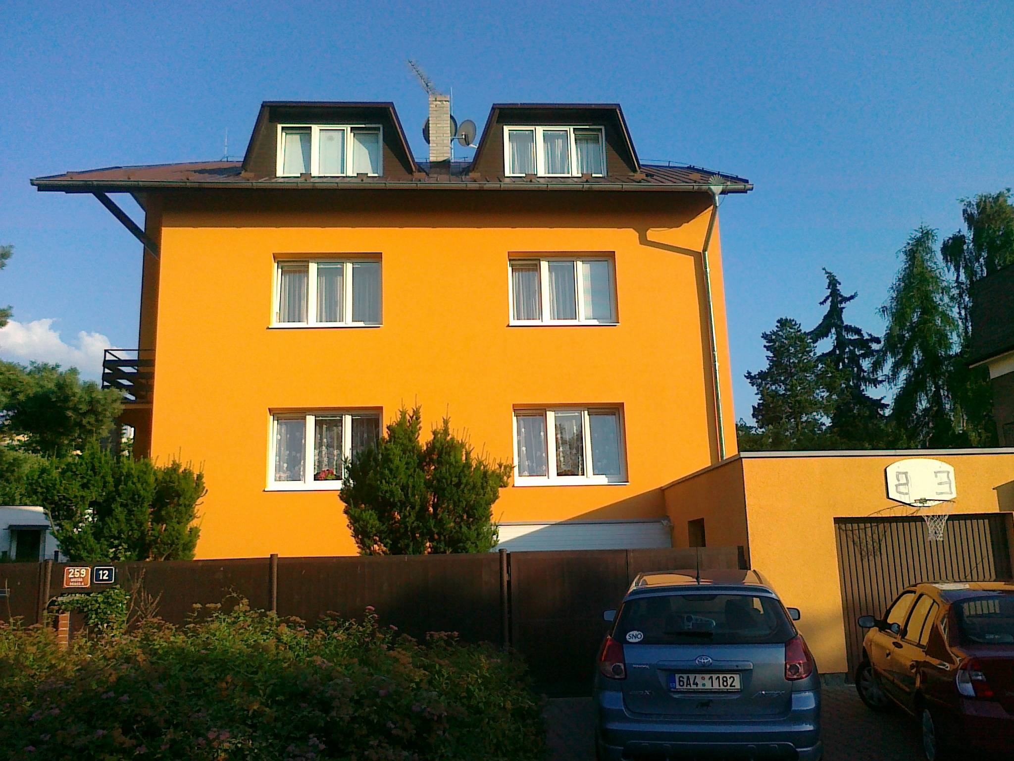 Praha 4 Lhotka