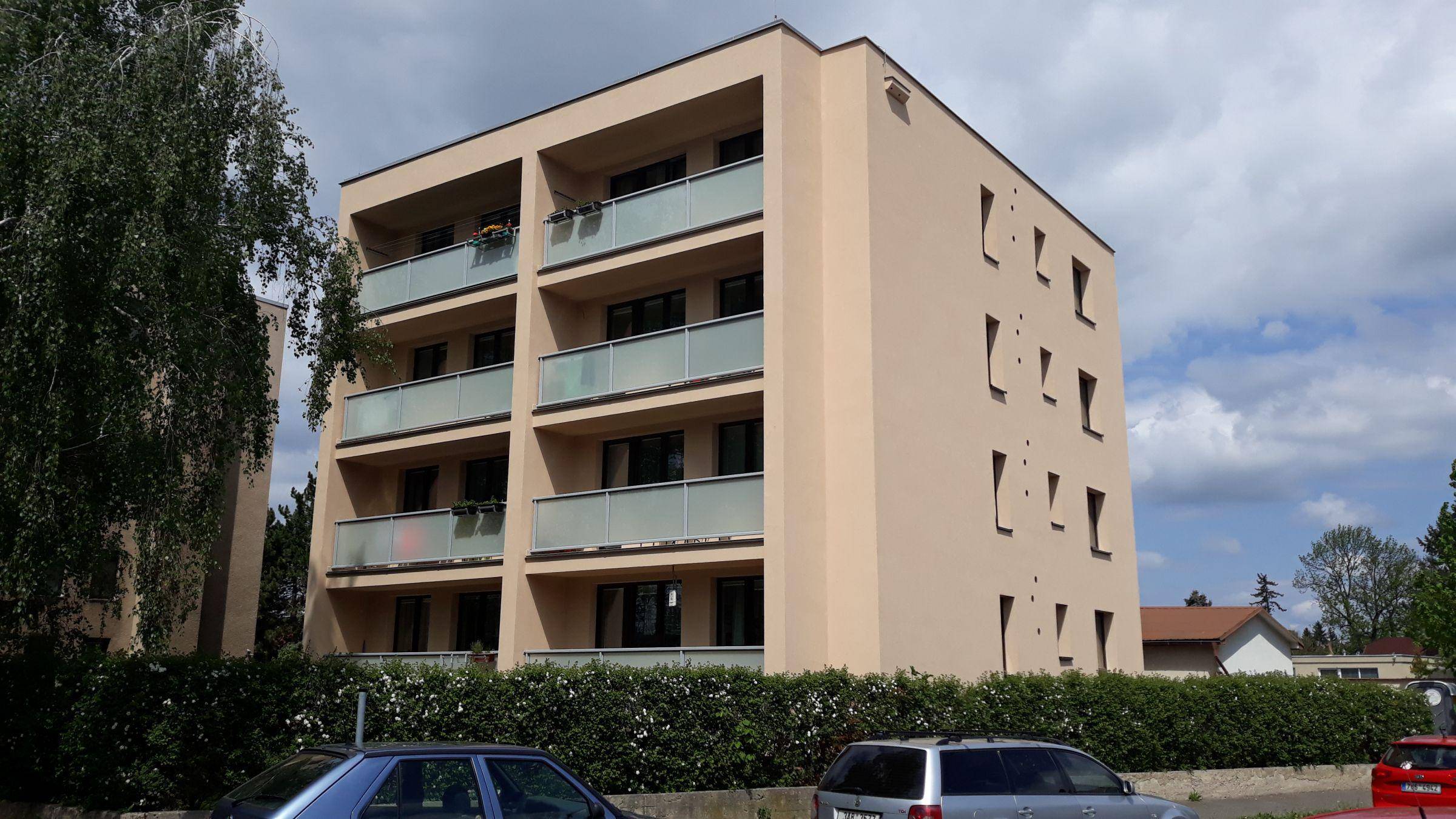 U Starého nádraží 890, Praha Uhříněves