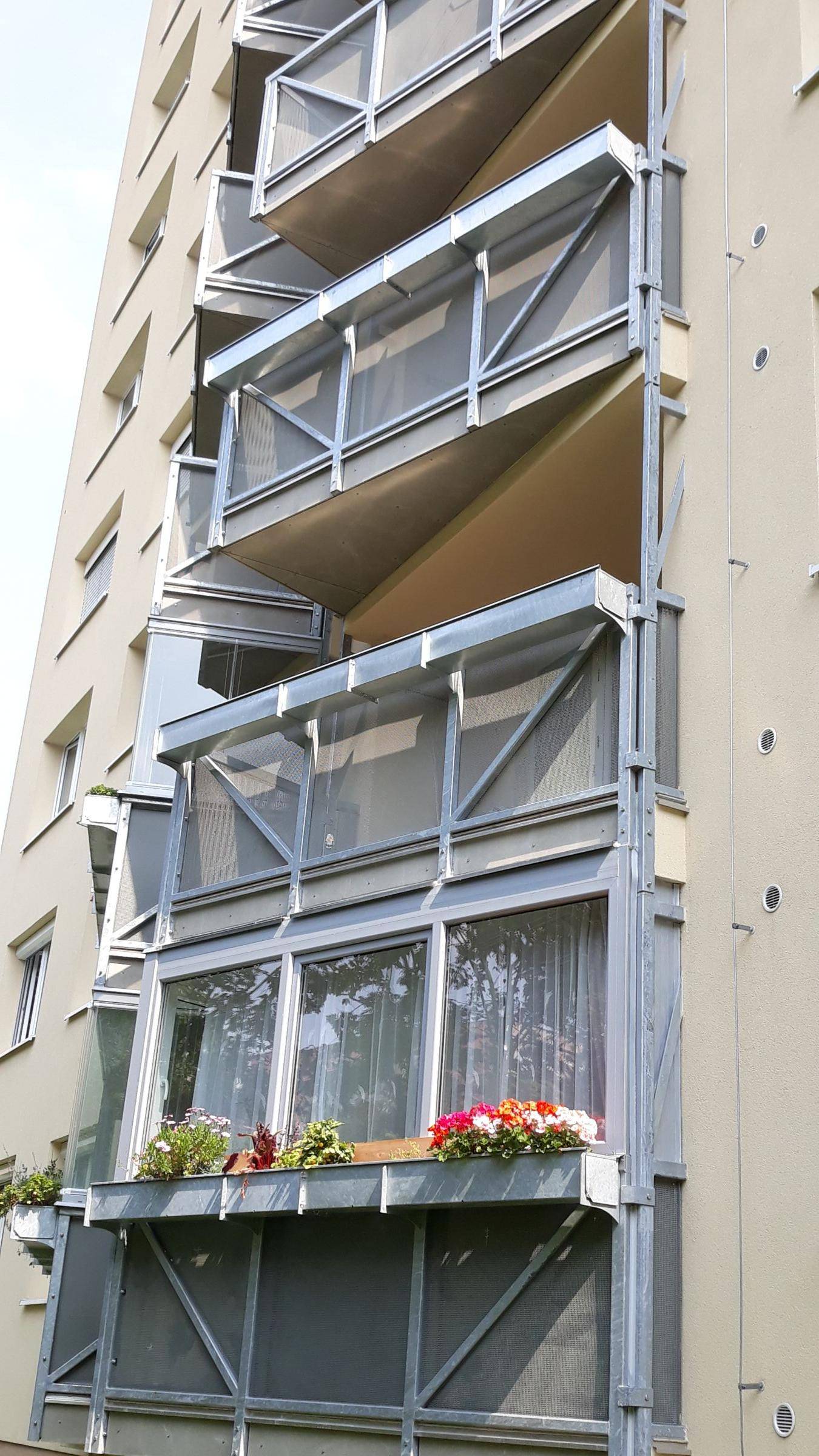 Renoirova 622, Praha